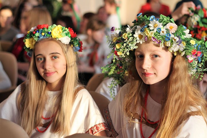 У Борисполі відбувся конкурс фольклорних колективів