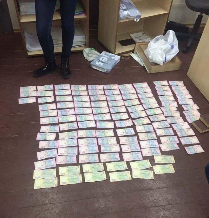 На Київщині лікарі за  оформлення інвалідності вимагали 35 тисяч гривень