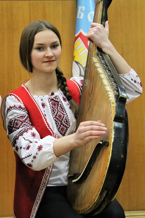 Творчий вечір "Рондель і пісня"