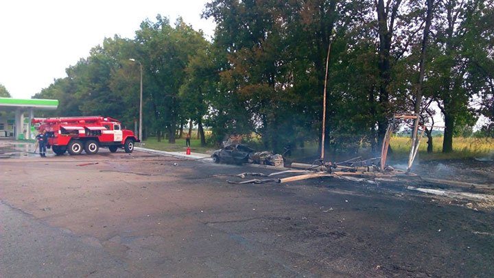 Під Києвом стався вибух на АЗС Під Києвом стався вибух на АЗС