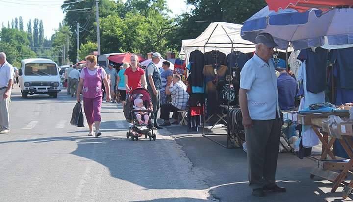 Торгівля у Старому: мода модою, а базар — місцевий тренд