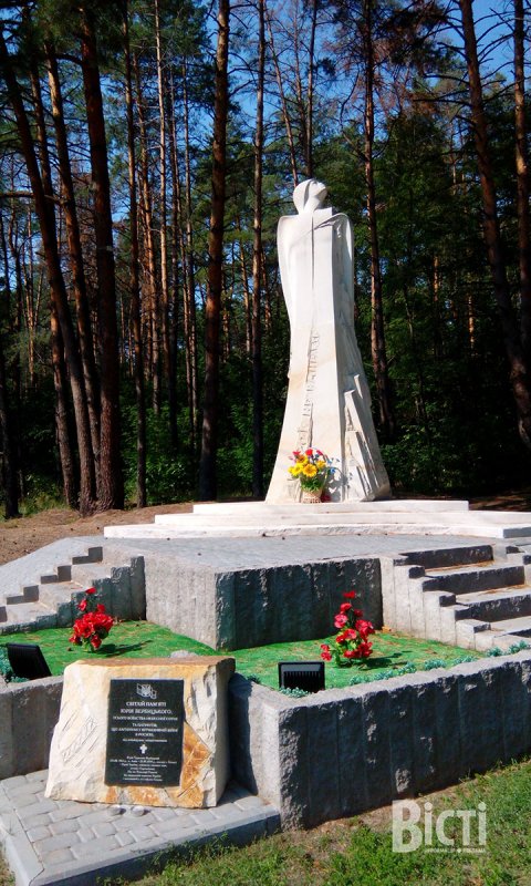 Гнідин: заможне пристоличне село Гнідин: заможне пристоличне село