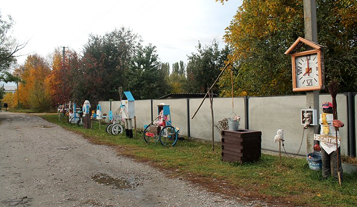 Термометр, тин та інші сюрпризи творчої алеї в Сеньківці