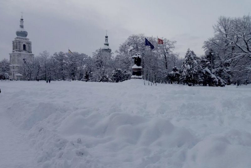 Переяслав-Хмельницьке ноу-хау: боролися зі снігом через Фейсбук