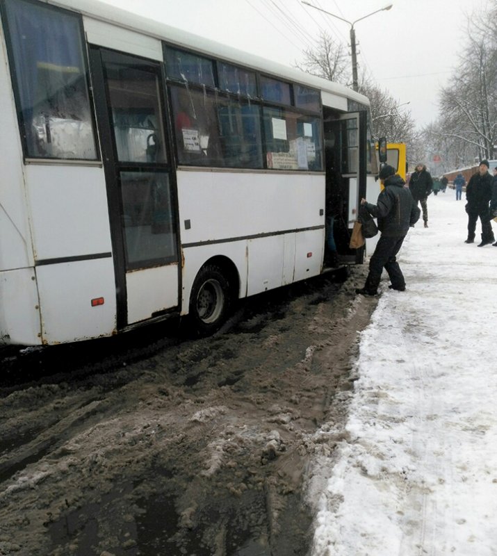 Бориспіль: сніг тестує комунальників