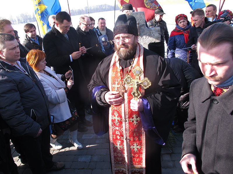 19 років без Чорновола. Зустріч біля кам’яного хреста