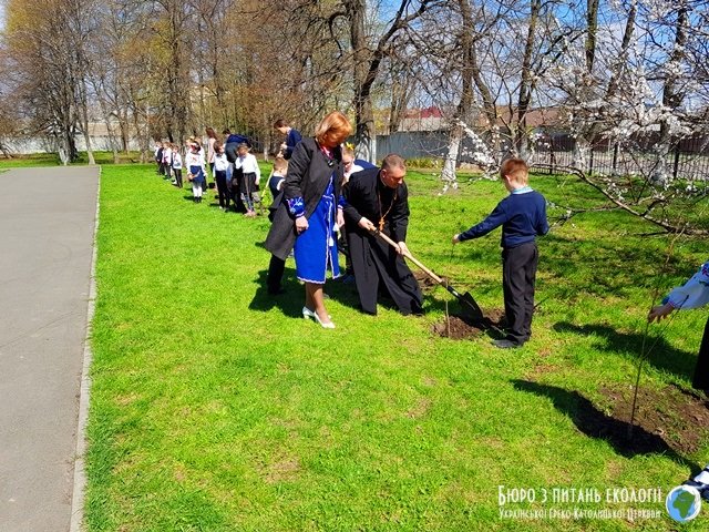 Бориспільські школярі отримали екодарунки Бориспільські школярі отримали екодарунки