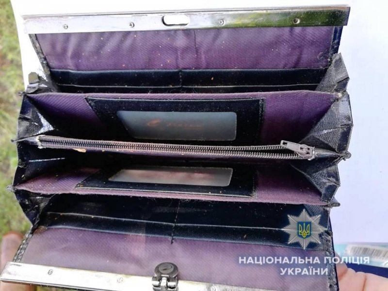 На Київщині поліція затримала молодика, який пограбував літню жінку