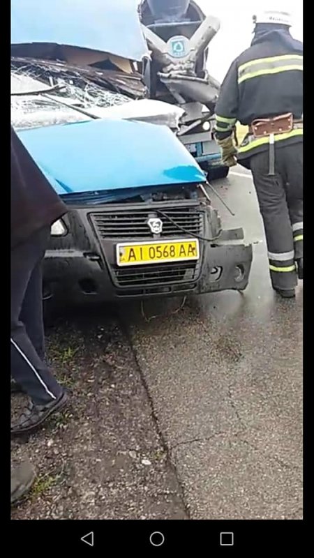 Страшна ДТП на трасі поблизу с. Дівички Страшна ДТП на трасі поблизу с. Дівички