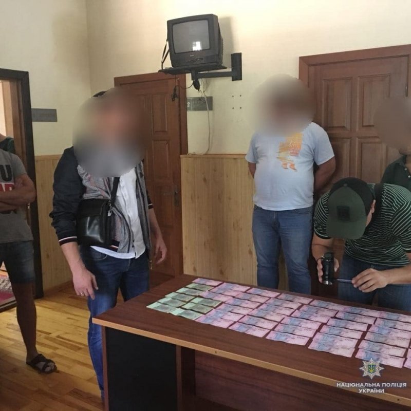 У Переяславі-Хмельницькому районі посадовець лісового господарства попався на хабарі
