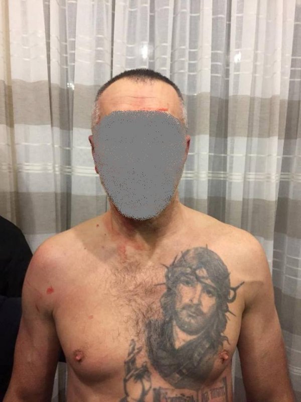 На Київщині затримано псевдо-працівників СБУ, які нападали на елітні автомобілі