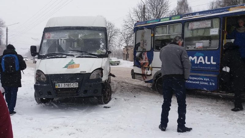 У Борисполі в ДТП потрапило дві маршрутки