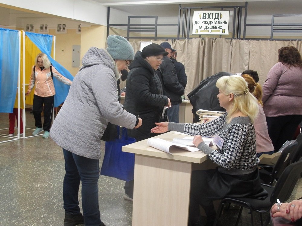 Бориспіль: виборчий процес стартував по-спортивному активно у ДЮСШ (Фото)
