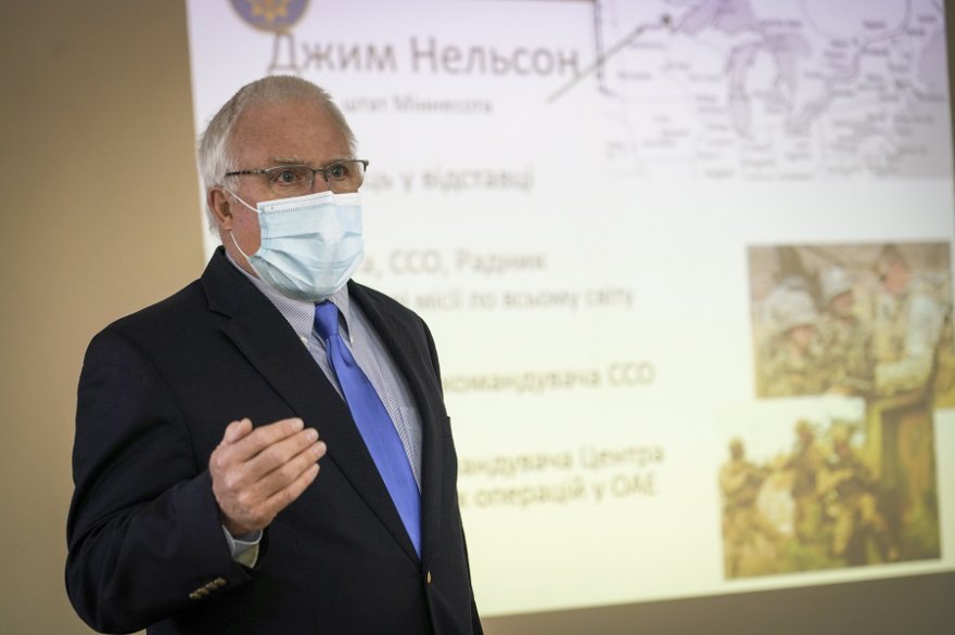 У Міжнародному центрі НГУ розпочалися курси за участі інструкторів з США У Міжнародному центрі НГУ розпочалися курси за участі інструкторів з США