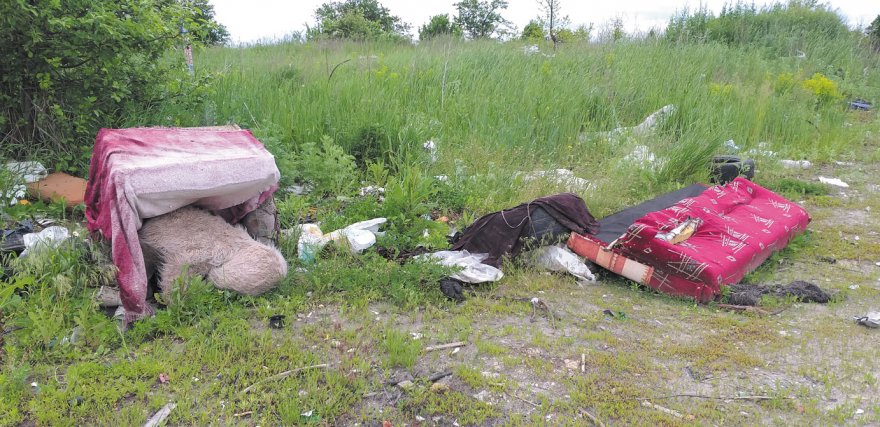 Сміттєзвалище біля аеропорту: на шляху до ліквідації Сміттєзвалище біля аеропорту: на шляху до ліквідації