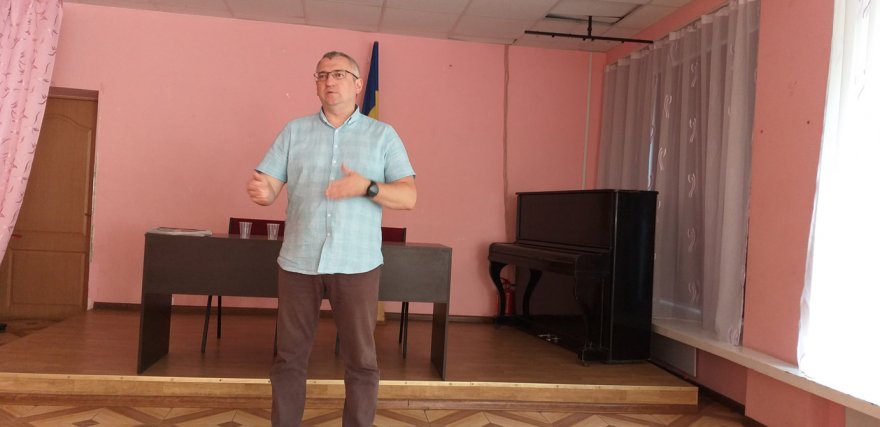 Висока напруга проблем електропостачання 