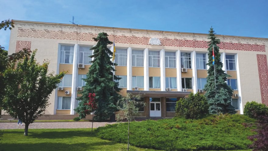 Ти у нас єдина