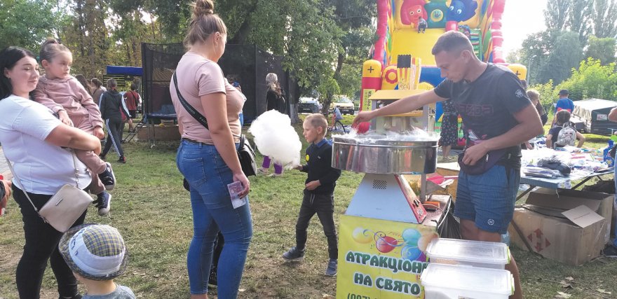 День Глибокого — села з лелеками та сім’ями-довгожителями