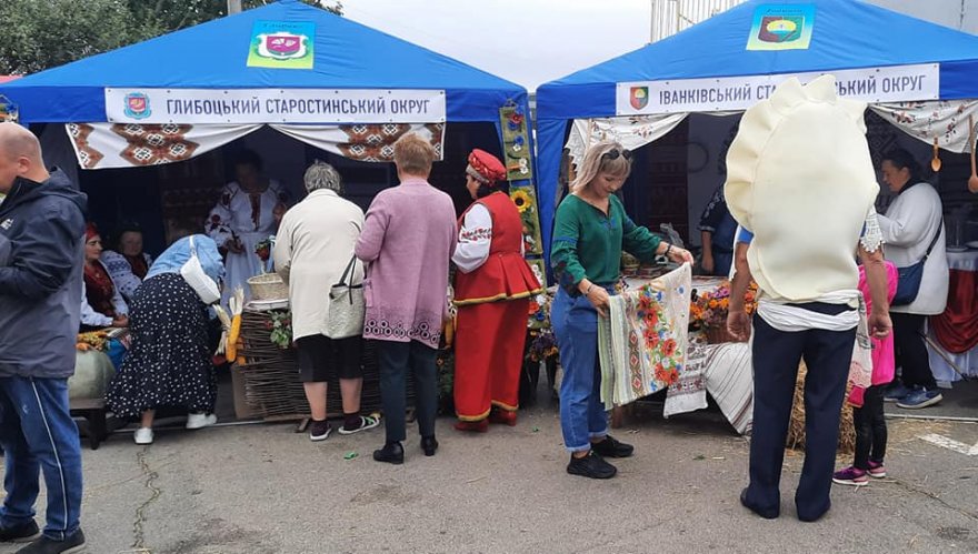 Коровай та вареники від старостинських округів до Дня Борисполя. Коровай та вареники від старостинських округів до Дня Борисполя.