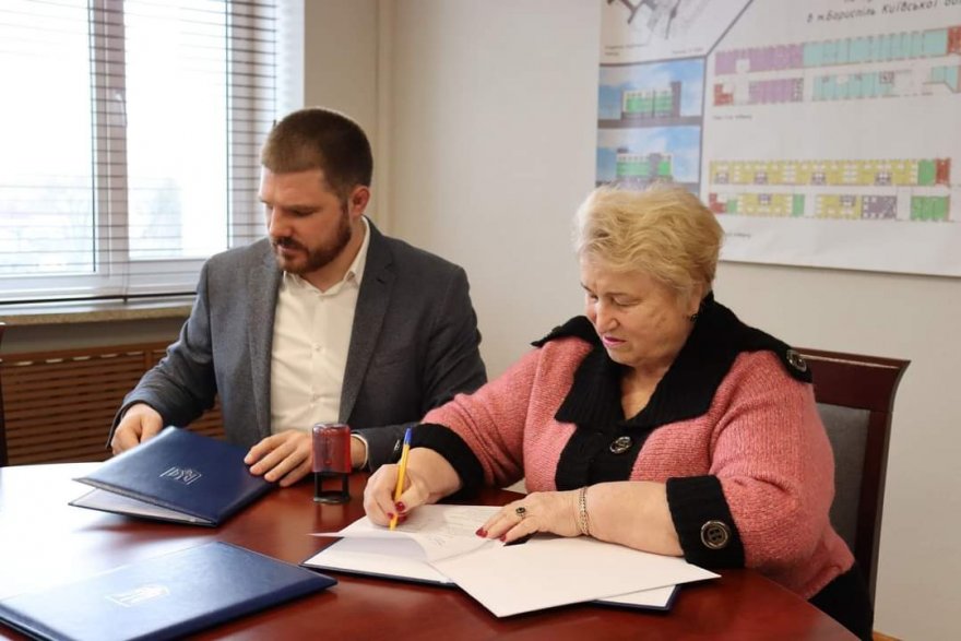 П’ять територіальних громад підписали Договір про співробітництво щодо будівництва нового лікувального корпусу П’ять територіальних громад підписали Договір про співробітництво щодо будівництва нового лікувального корпусу