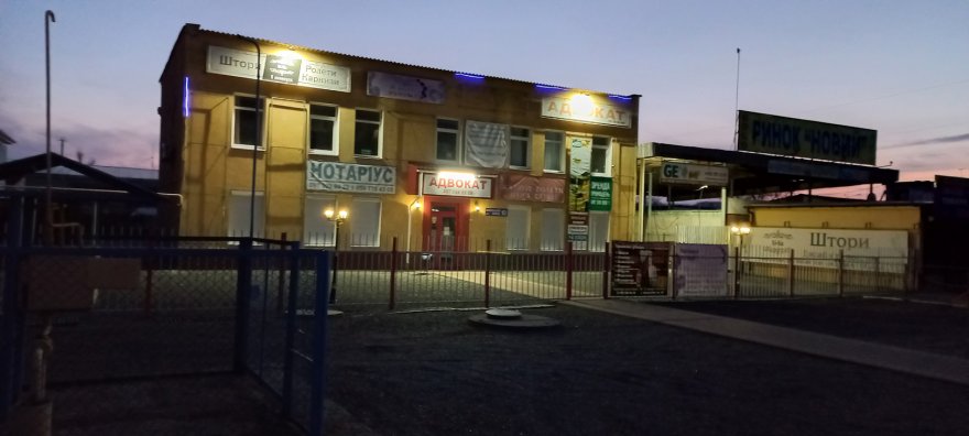 Як підприємці дотримуються режиму світломаскування