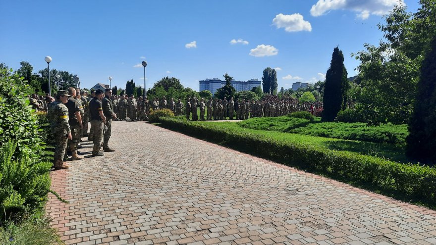 В Борисполі відбулося вшанування пам'яті наших героїв, які в 2014 році загинули над Слов'янськом В Борисполі відбулося вшанування пам'яті наших героїв, які в 2014 році загинули над Слов'янськом