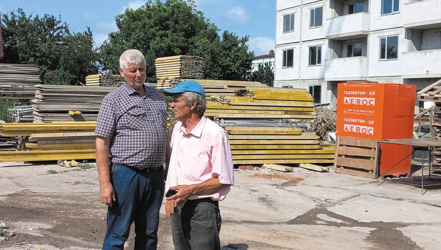 Трест Бориспільсільбуд: «Ми продовжуємо будувати!» Трест Бориспільсільбуд: «Ми продовжуємо будувати!»