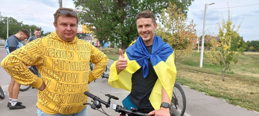 Крутимо педалі — підтримуємо захисника України Крутимо педалі — підтримуємо захисника України