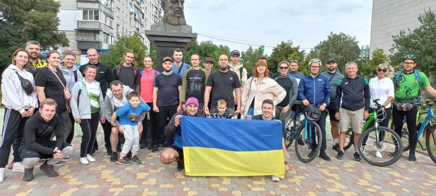 Крутимо педалі — підтримуємо захисника України Крутимо педалі — підтримуємо захисника України