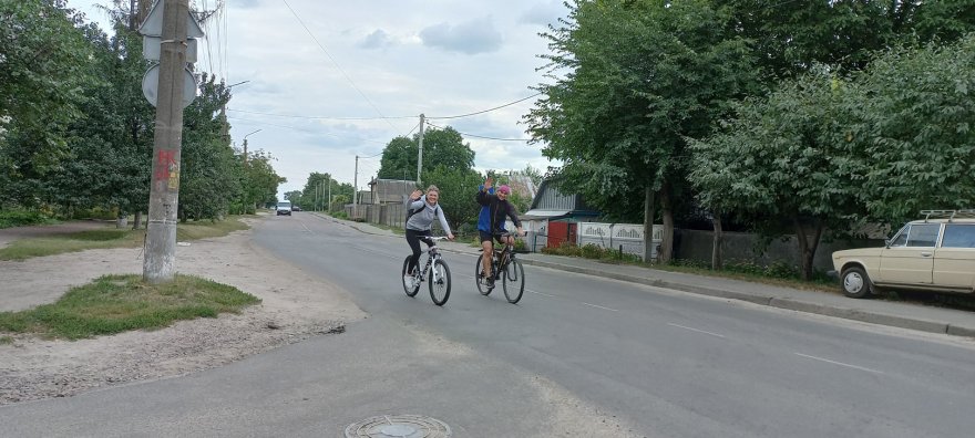 Крутимо педалі — підтримуємо захисника України Крутимо педалі — підтримуємо захисника України