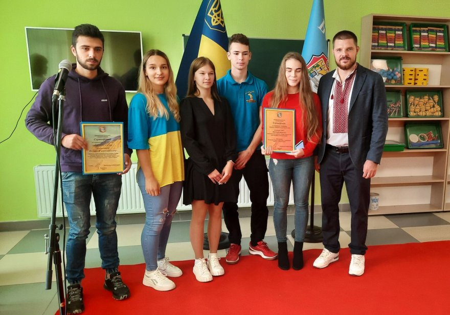 У БАЛ відбулося вручення сертифікатів степендіатам міського голови У БАЛ відбулося вручення сертифікатів степендіатам міського голови