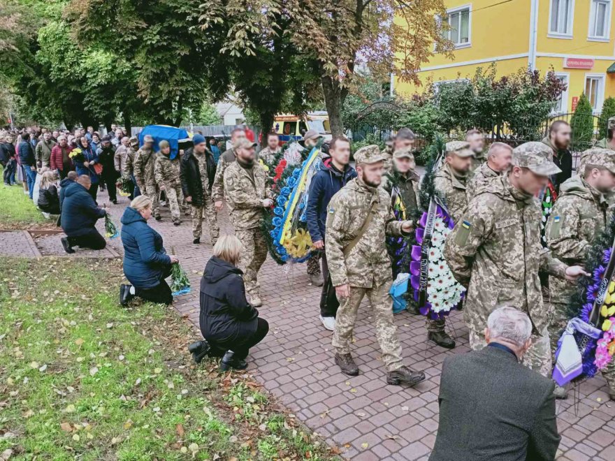 Бориспіль попрощався ще з одним загиблим героєм Бориспіль попрощався ще з одним загиблим героєм