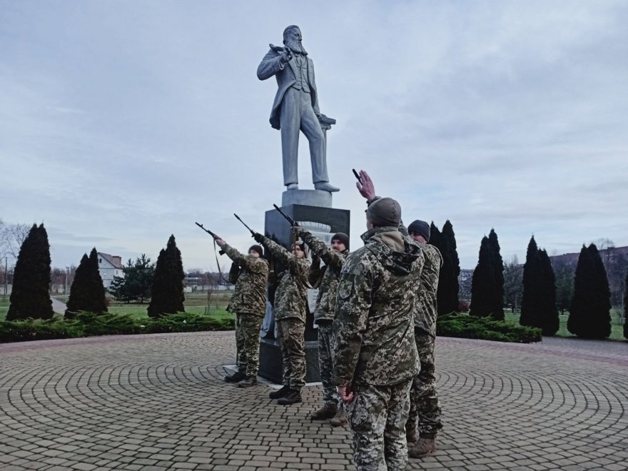 Бориспіль попрощався з Костянтином Кравченком Бориспіль попрощався з Костянтином Кравченком