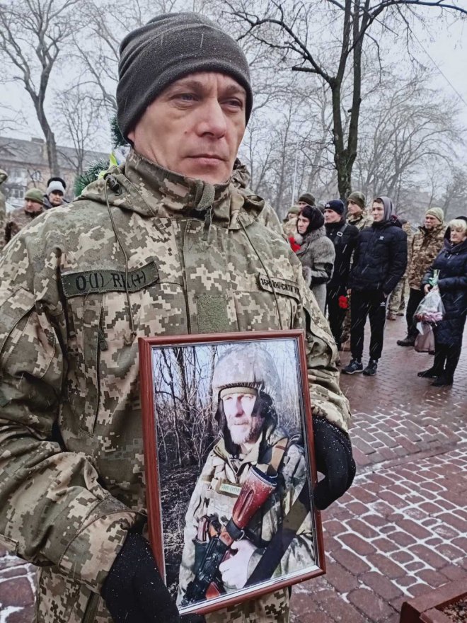 Бориспіль провів в останній шлях Олександра Пінчука Бориспіль провів в останній шлях Олександра Пінчука