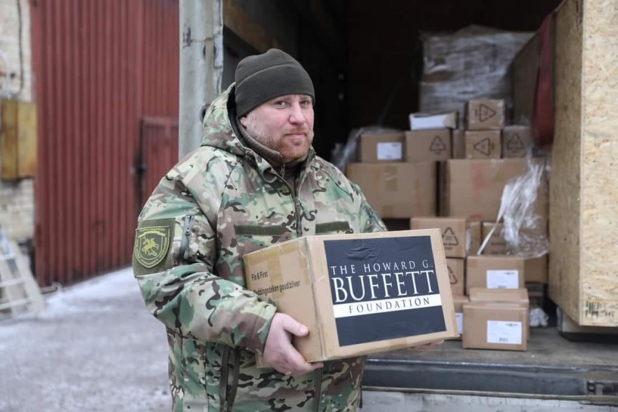 Бориспільська поліція отримала термоковдри та ліхтарі від іноземного благодійника Бориспільська поліція отримала термоковдри та ліхтарі від іноземного благодійника