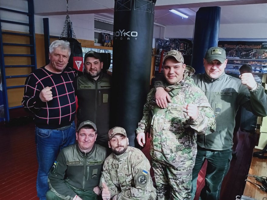 Бориспільська спортшкола отримала подарунок від бійців НГУ