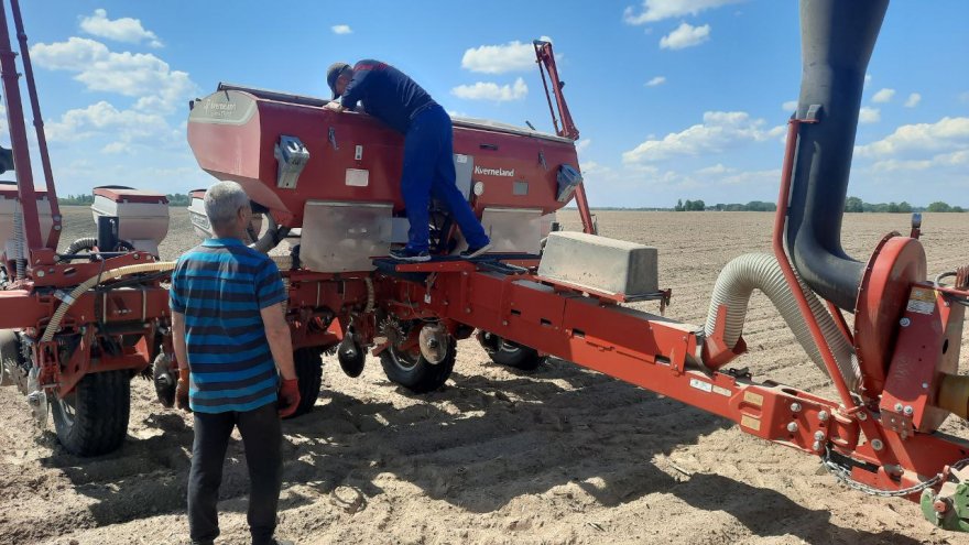 Весняна посівна завершилася в оптимальні строки Весняна посівна завершилася в оптимальні строки