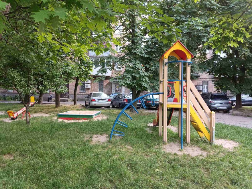 За обслуговування дитячих майданчиків платитимуть мешканці багатоквартирних будинків За обслуговування дитячих майданчиків платитимуть мешканці багатоквартирних будинків