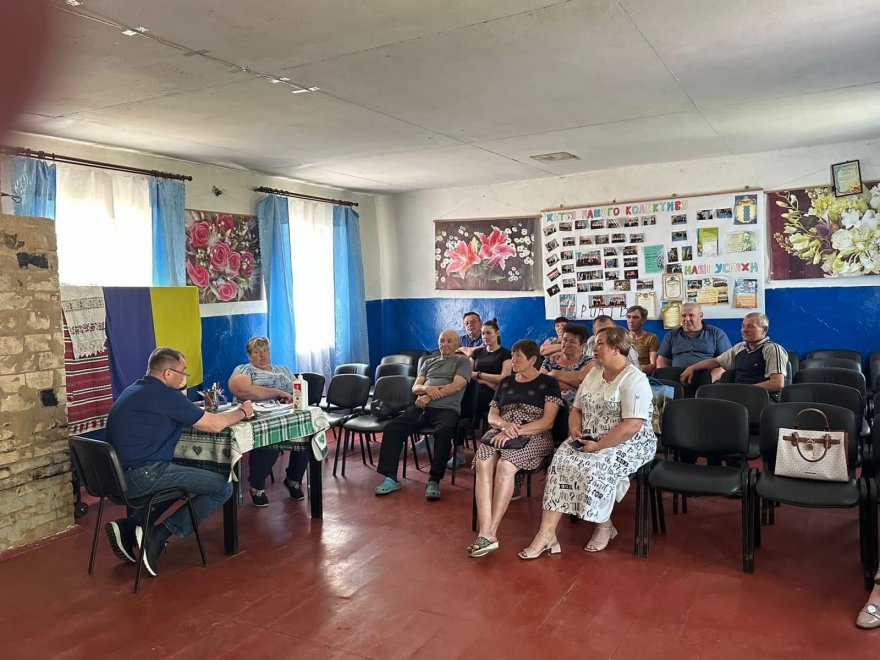 Села маленькі — проблеми великі. Відбулася зустріч депутата округу із мешканцями Перегуд та Андріївки Села маленькі — проблеми великі. Відбулася зустріч депутата округу із мешканцями Перегуд та Андріївки