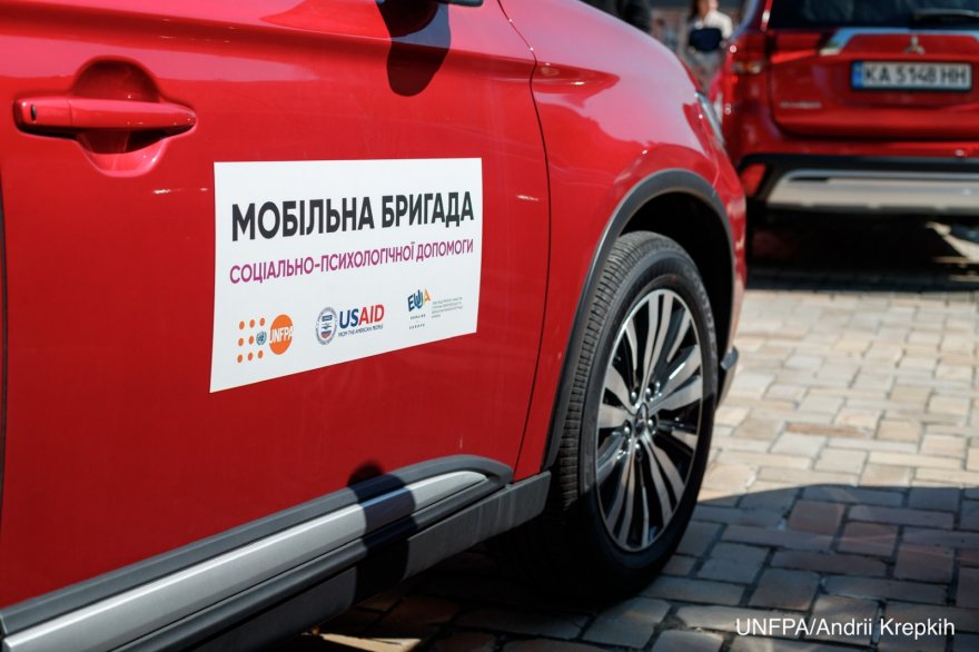 У Борисполі працює мобільна бригада соціально-психологічної допомоги: чим вона займається та куди звертатися