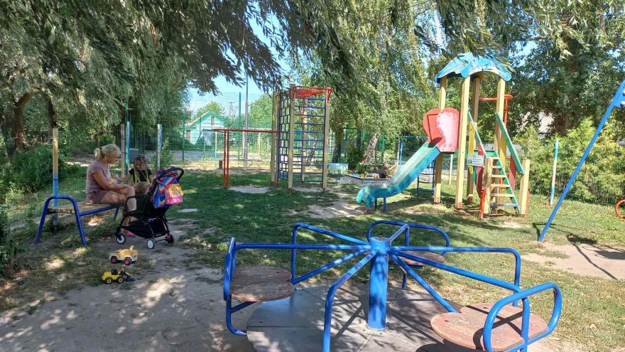 Рахують та обстежують дитячі майданчики в приватному секторі Рахують та обстежують дитячі майданчики в приватному секторі