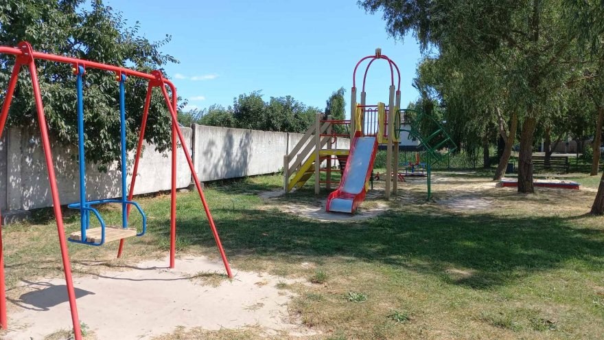 Рахують та обстежують дитячі майданчики в приватному секторі Рахують та обстежують дитячі майданчики в приватному секторі