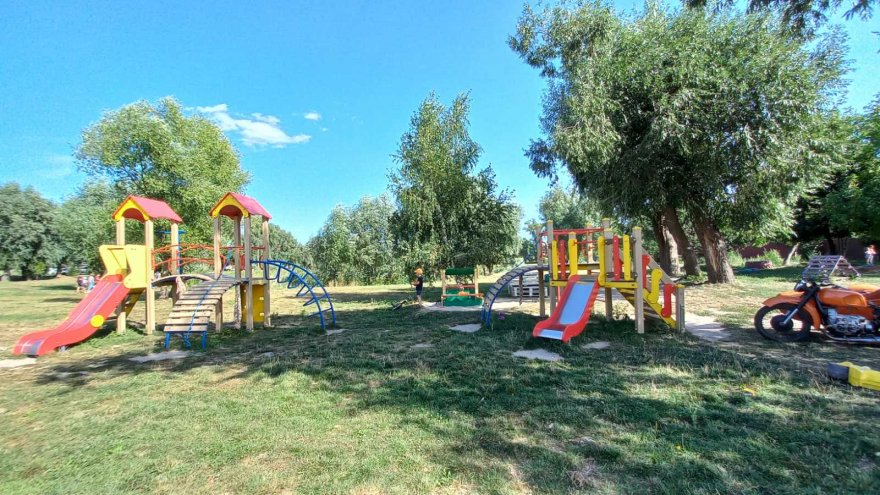 Рахують та обстежують дитячі майданчики в приватному секторі Рахують та обстежують дитячі майданчики в приватному секторі