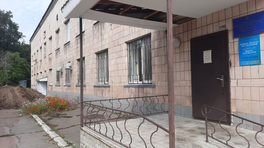 Бориспільтеплоенерго замінило пошкоджену ділянку тепломережі на території лікарні 