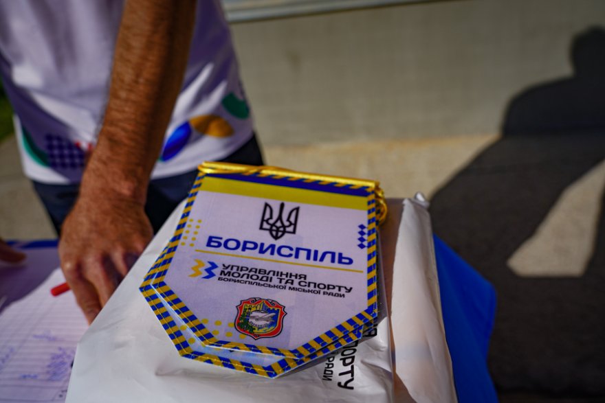 На Київщині гвардійці впевнено перемогли у змаганнях з підтягування на перекладині