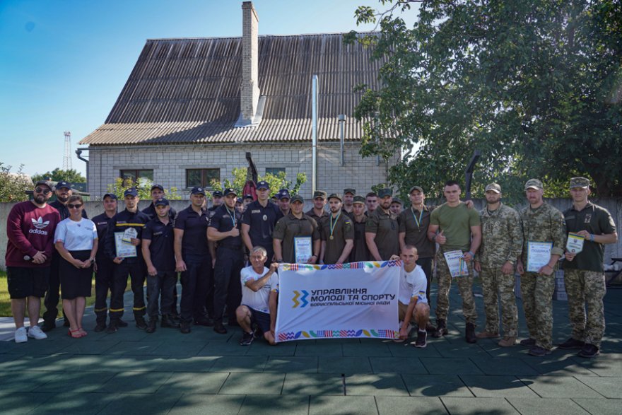 На Київщині гвардійці впевнено перемогли у змаганнях з підтягування на перекладині