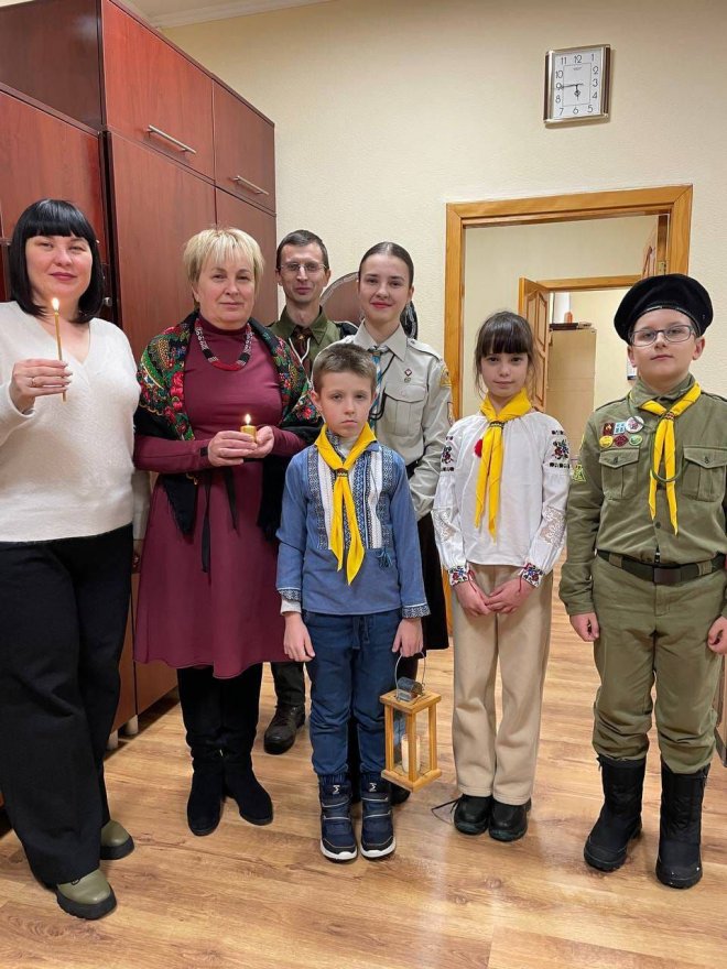 Віфлеємський вогонь миру в Борисполі Віфлеємський вогонь миру в Борисполі