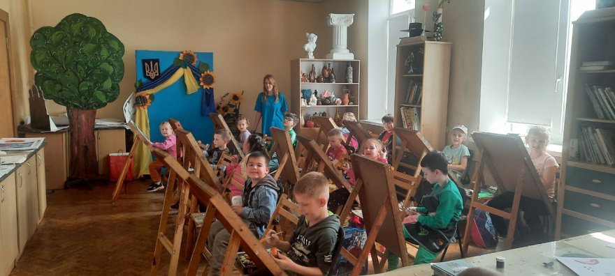 Творчість, навчання, волонтерство:  будинок дитячої та юнацької творчості «Дивоцвіт»