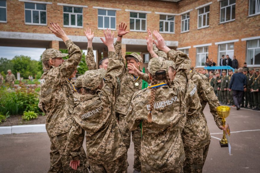 “Достойні нащадки козаків”: гвардійці допомогли в організації та проведенні військово-патріотичної гри “Сокіл” (“Джура”)
