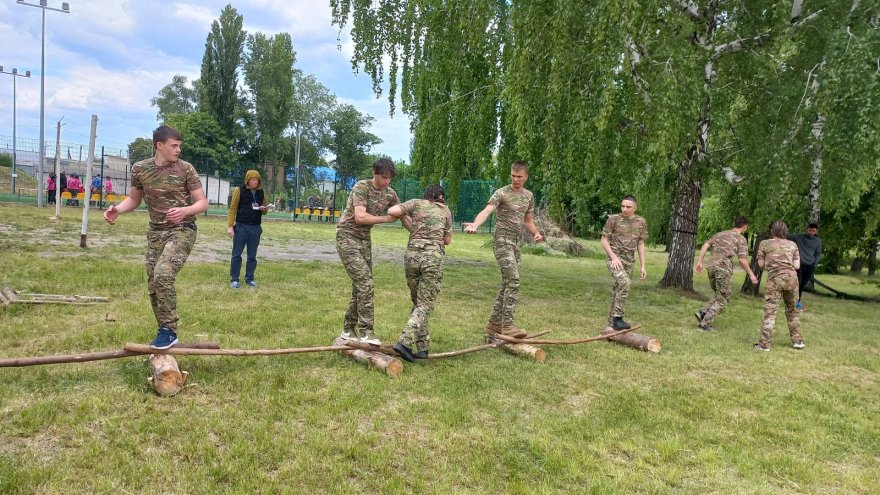 Шкільні рої Бориспільської громади виборювали першість у військово-патріотичній грі «Сокіл» («Джура»)